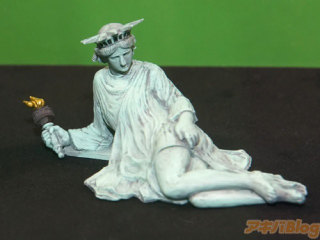 Illustration for article titled The Statue of Liberty, Doing Whatever The Hell She Pleases